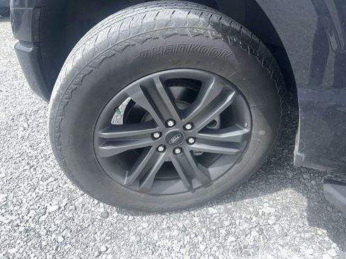 Used 2022 Ford F150 XLT w/ Equipment Group 302A High AWD/4WD image 8