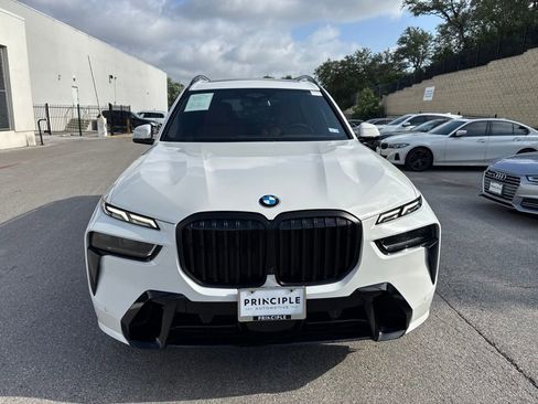 Certified 2024 BMW X7 xDrive40i w/ M Sport Package AWD/4WD image 2