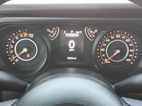 Used 2025 Jeep Gladiator Sport AWD/4WD image 16
