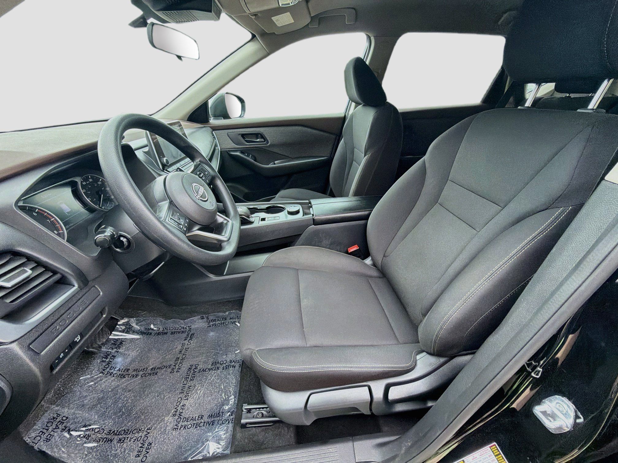 Used 2023 Nissan Rogue S AWD/4WD image 13