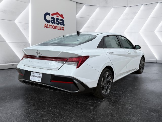 Used 2025 Hyundai Elantra Limited FWD image 32