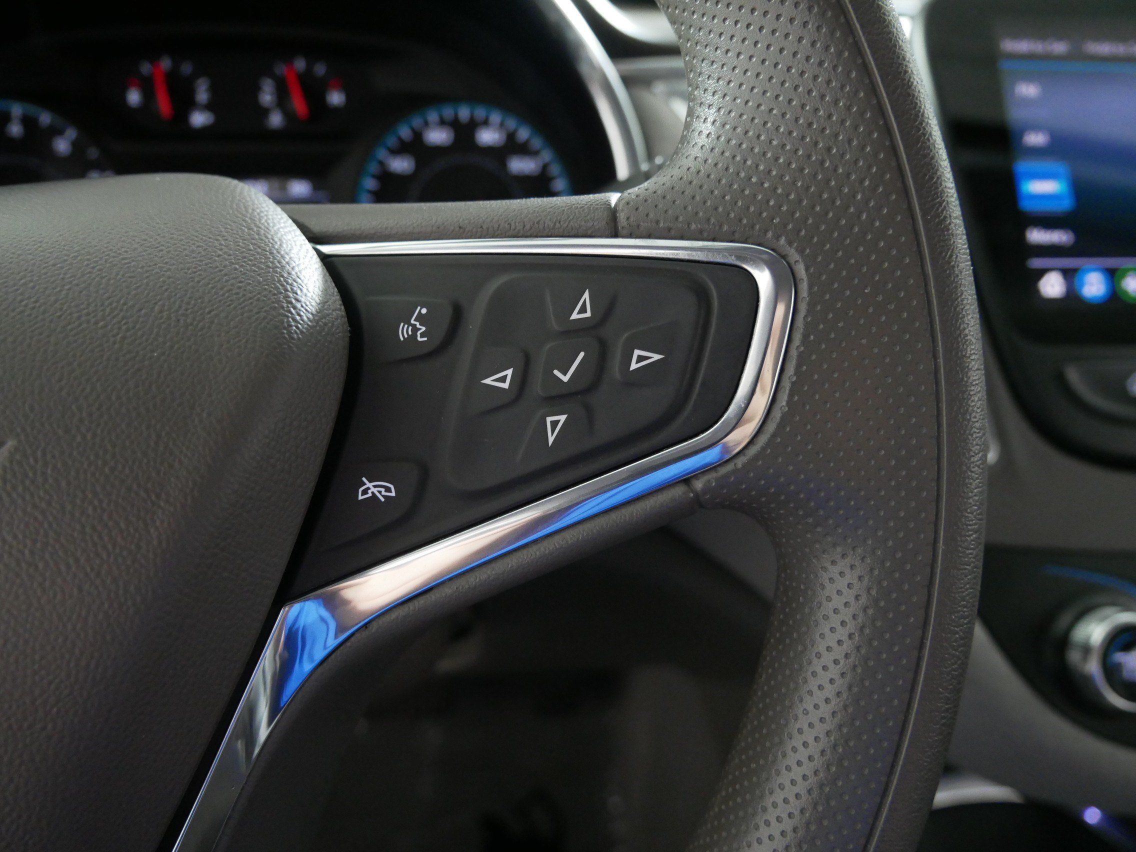 Used 2020 Chevrolet Malibu LT FWD image 28