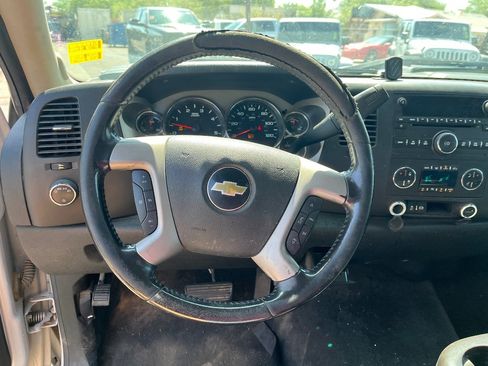 Used 2014 Chevrolet Silverado 3500 LT w/ Interior Plus Package AWD/4WD image 10