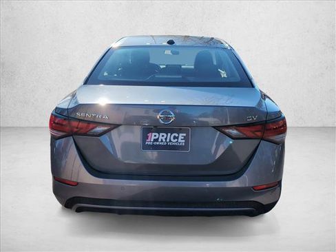 Used 2022 Nissan Sentra SV image 6