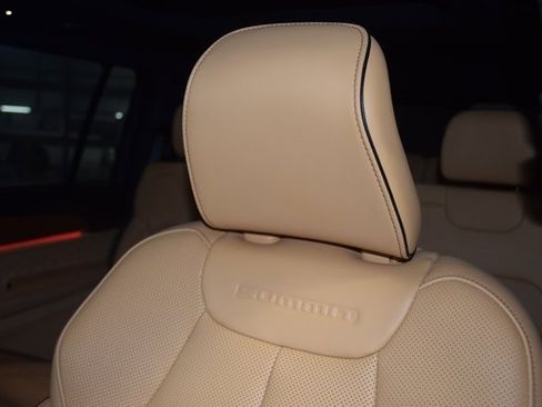 Used 2025 Jeep Grand Cherokee L Summit image 43