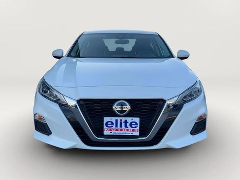 Used 2022 Nissan Altima 2.5 SV image 2