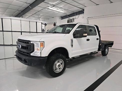 Used 2020 Ford F250 XL w/ Power Equipment Group AWD/4WD image 2