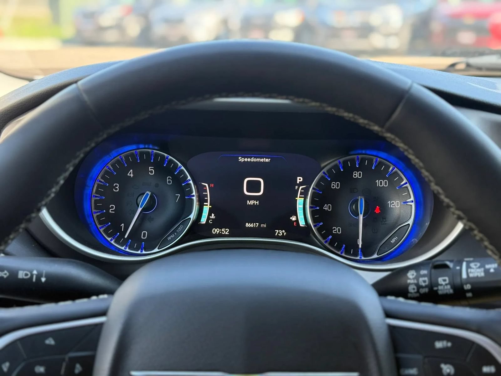 Used 2024 Chrysler Pacifica Touring-L FWD image 19