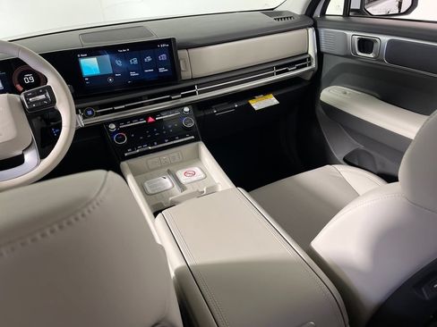 New 2026 Hyundai Santa Fe SEL w/ Tow & Go Package FWD image 17