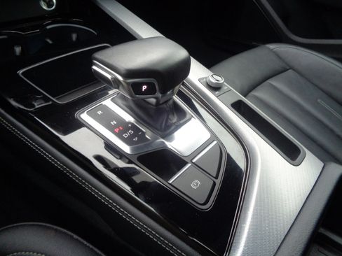 Used 2020 Audi A5 2.0T Premium Plus w/ Premium Plus image 31