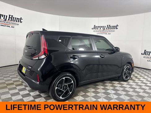 Used 2025 Kia Soul EX FWD image 6