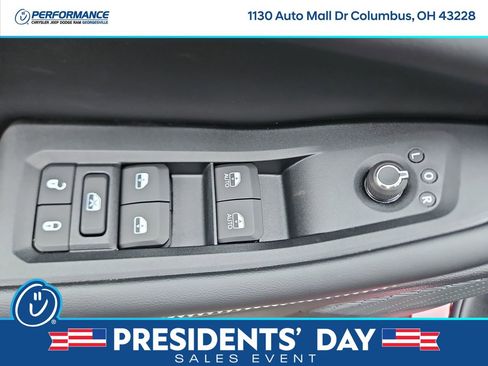 New 2026 Jeep Grand Cherokee Altitude image 20