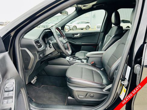 Used 2023 Ford Escape ST-Line w/ Tech Pack #1 AWD/4WD image 3