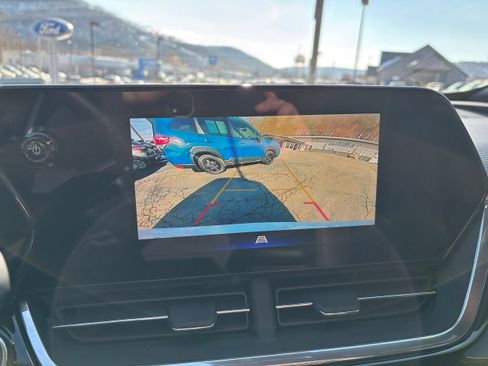 Used 2024 Chevrolet Trax RS w/ Sunroof Package image 15