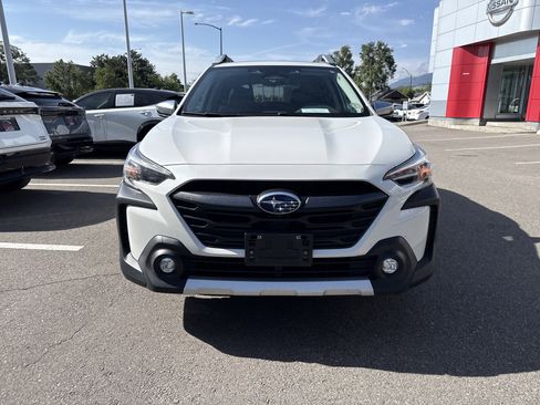 Used 2023 Subaru Outback Touring XT AWD/4WD image 3