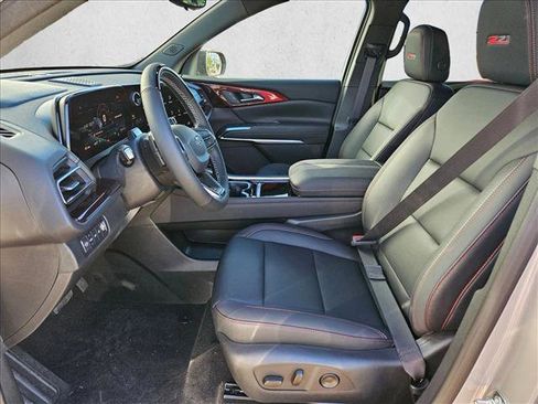 New 2026 Chevrolet Traverse Z71 image 4