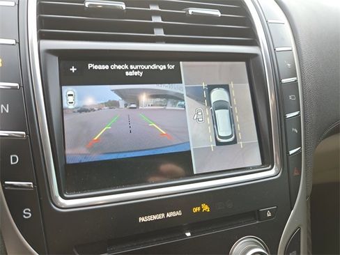 Used 2019 Lincoln Nautilus Reserve image 18