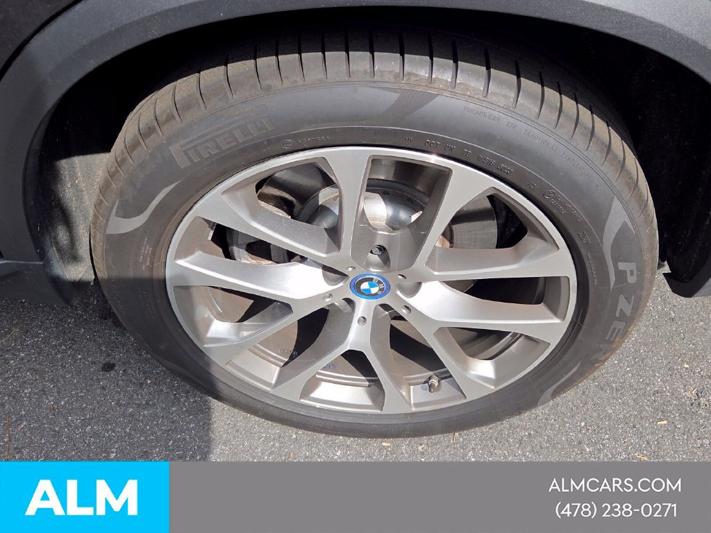 Used 2025 BMW X5 xDrive50e AWD/4WD image 6