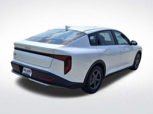 Used 2025 Kia K4 FWD image 9