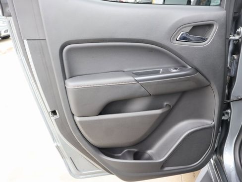 Used 2022 GMC Canyon AT4 image 24