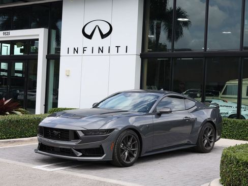 Used 2025 Ford Mustang Dark Horse RWD image 1