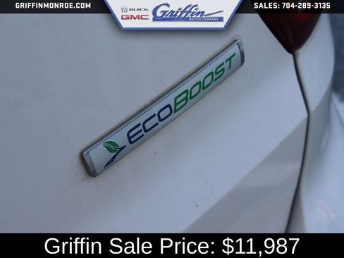 Used 2016 Ford Explorer XLT w/ Equipment Group 202A FWD image 16