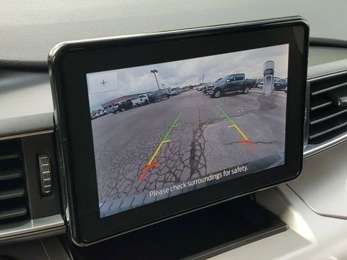 Certified 2023 Ford Explorer XLT w/ Equipment Group 202A image 34