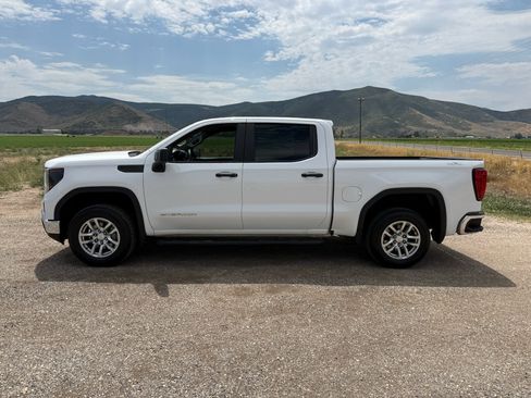 Used 2022 GMC Sierra 1500 Pro w/ Fleet Convenience Package AWD/4WD image 4