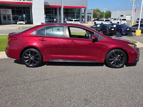 Used 2023 Toyota Corolla XSE FWD image 12