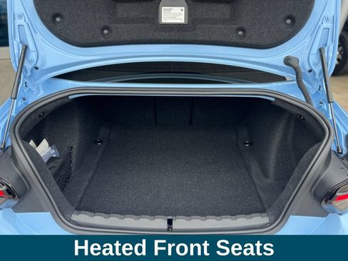 Used 2023 BMW M2 w/ Lighting Package RWD image 31