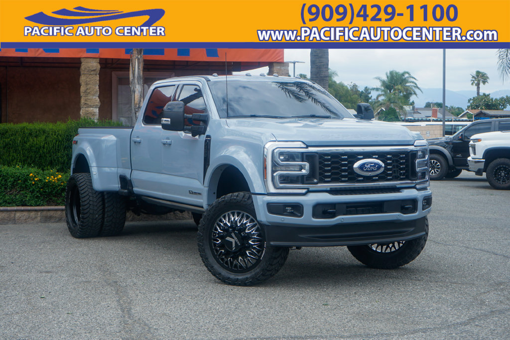 Used 2025 Ford F450 Platinum w/ FX4 Off-Road Package AWD/4WD image 1