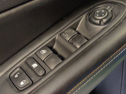 Used 2020 Jeep Compass Latitude w/ Cold Weather Group FWD image 27