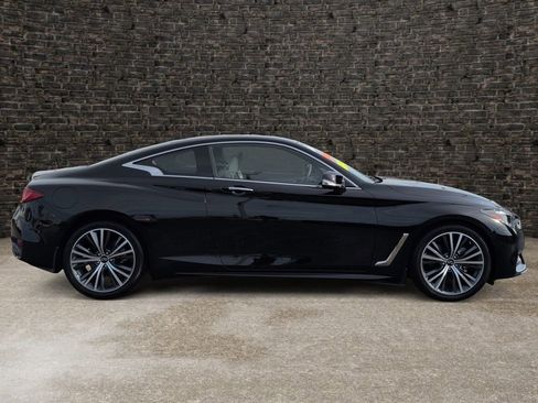 Used 2022 INFINITI Q60 3.0t Luxe w/ Essential Package RWD image 2