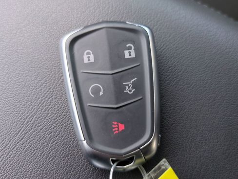 Used 2023 Cadillac XT6 Premium Luxury w/ Technology Package image 30