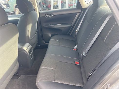 Used 2016 Nissan Sentra S image 20