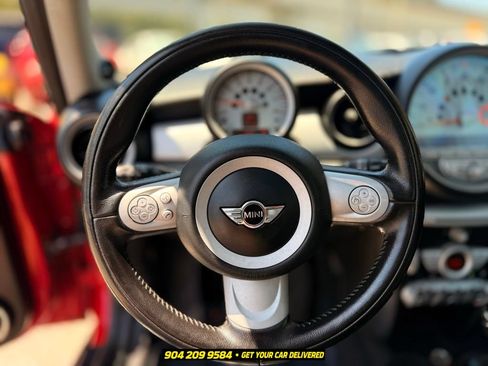 Used 2010 MINI Cooper Hardtop FWD image 15