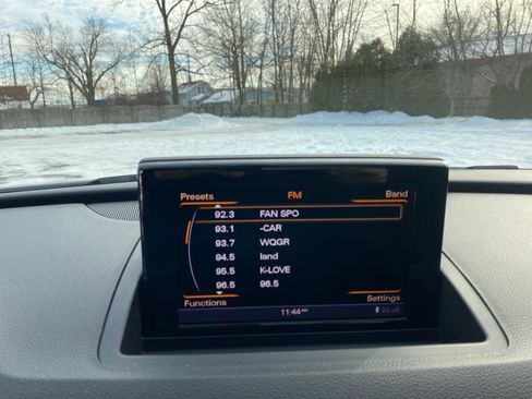 Used 2016 Audi Q3 2.0T Premium Plus image 14