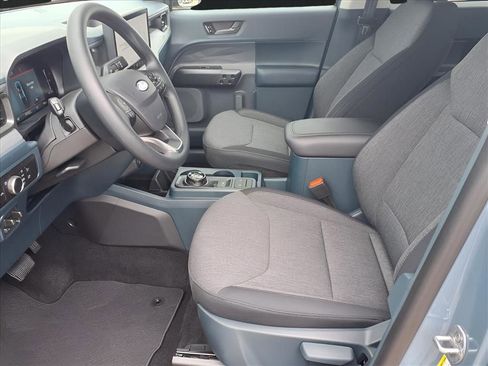 New 2025 Ford Maverick XLT w/ Black Appearance Package image 19