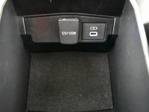 Used 2022 Toyota Corolla XLE image 37