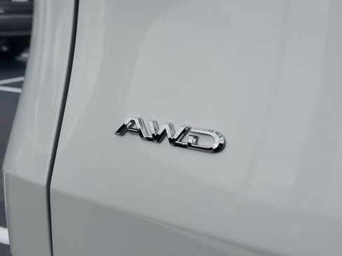 Used 2026 Toyota Grand Highlander Platinum image 8