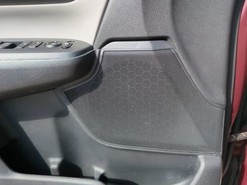 Used 2018 Honda CR-V LX image 22