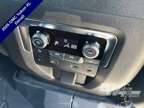 New 2026 GMC Yukon XL Denali w/ Denali Reserve Package AWD/4WD image 14