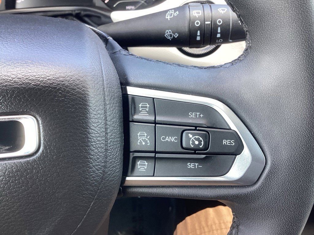 Used 2024 Jeep Compass Limited AWD/4WD image 17