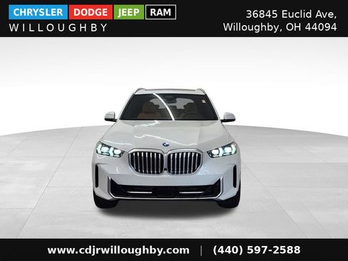Used 2026 BMW X5 xDrive50e w/ Climate Comfort Package AWD/4WD image 2
