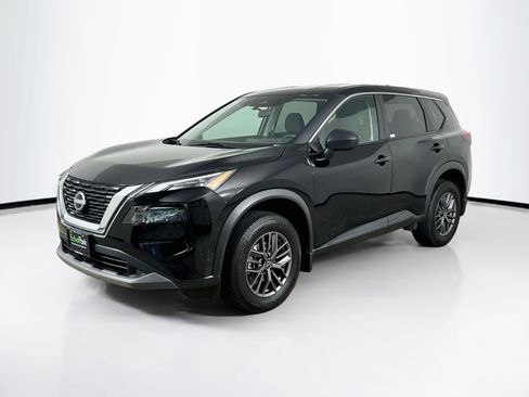 Used 2023 Nissan Rogue S AWD/4WD image 3