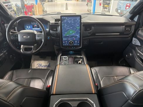 Used 2024 Ford Expedition Platinum AWD/4WD image 30