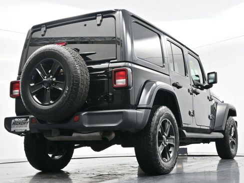 Used 2022 Jeep Wrangler Unlimited Sahara image 49