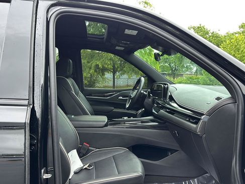 Used 2024 Cadillac Escalade Sport w/ LPO, ONYX Package AWD/4WD image 21