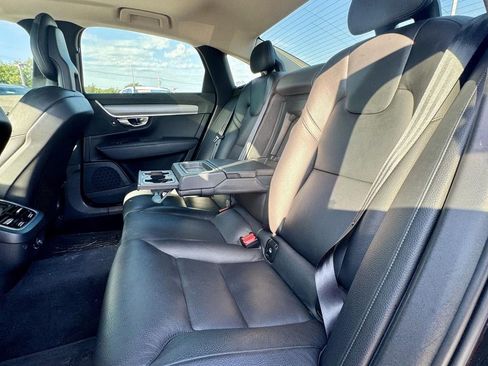 Used 2017 Volvo S90 T6 Momentum w/ Vision Package AWD/4WD image 13