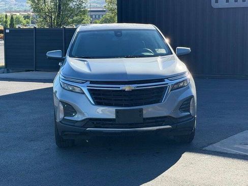Used 2023 Chevrolet Equinox LT AWD/4WD image 2